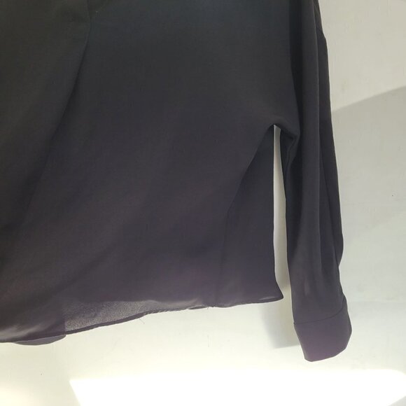 Olivaceous Classic Black Flowy V Neck Long Sleeve Shirt Blouse Top Size Medium - Picture 3 of 11